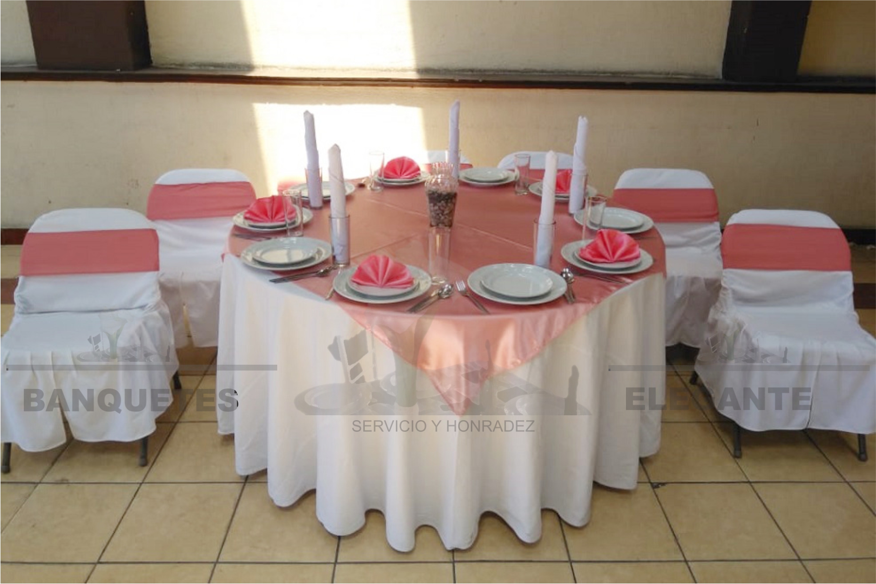 MANTELERÍA ROSA BANQUETES ELEGANTE